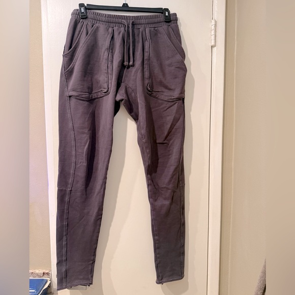 80% ⬇️ MSRP - RARE Kith Williams III Kindling Joggers - Cocoa - Men’s Medium - Picture 1 of 9